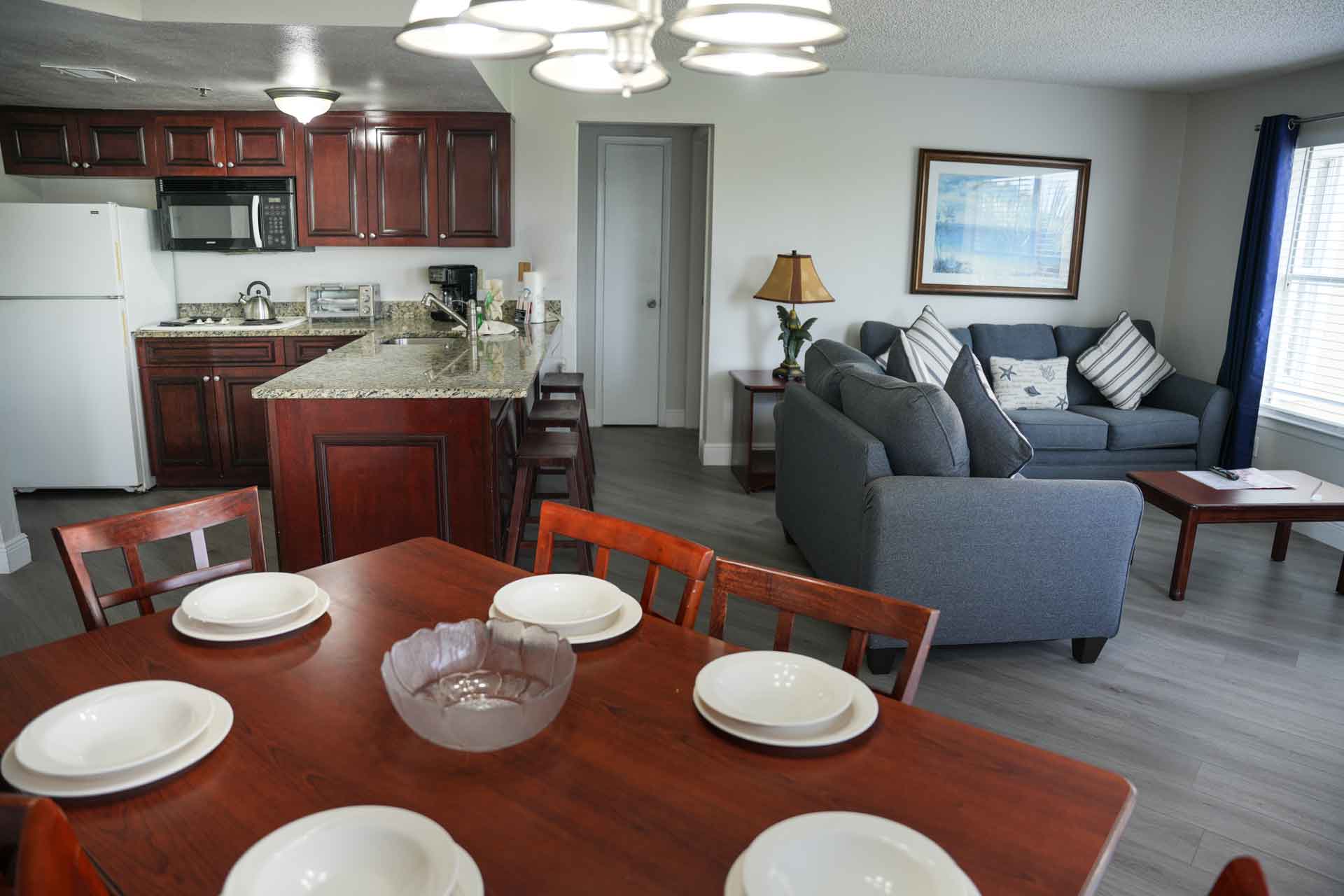 Parc Corniche Condominium Suite Hotel — photo 16 of 60