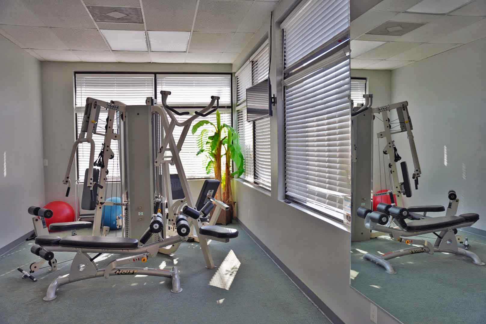 Parc Corniche Condominium Suite Hotel — photo 33 of 60